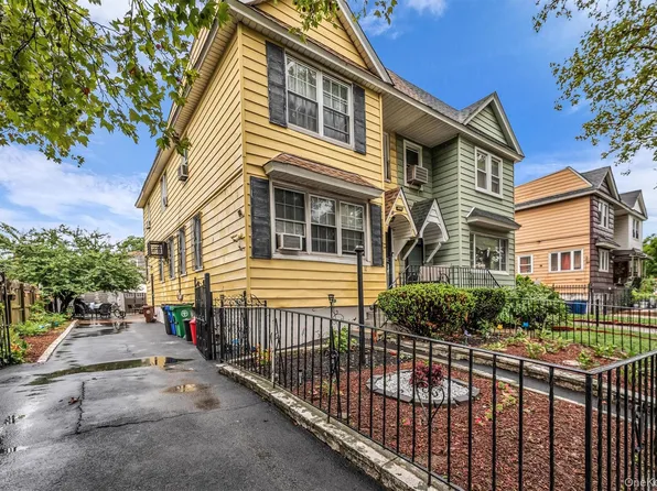 11510 Van Wyck Expressway, South Ozone Park, NY 11420
