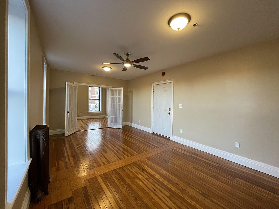 1st image of 118 Jay St #15977566