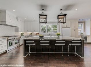 2 Downing Ln, Decatur, GA 30033