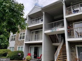 48 Holly Ct, Hamilton, NJ 08619