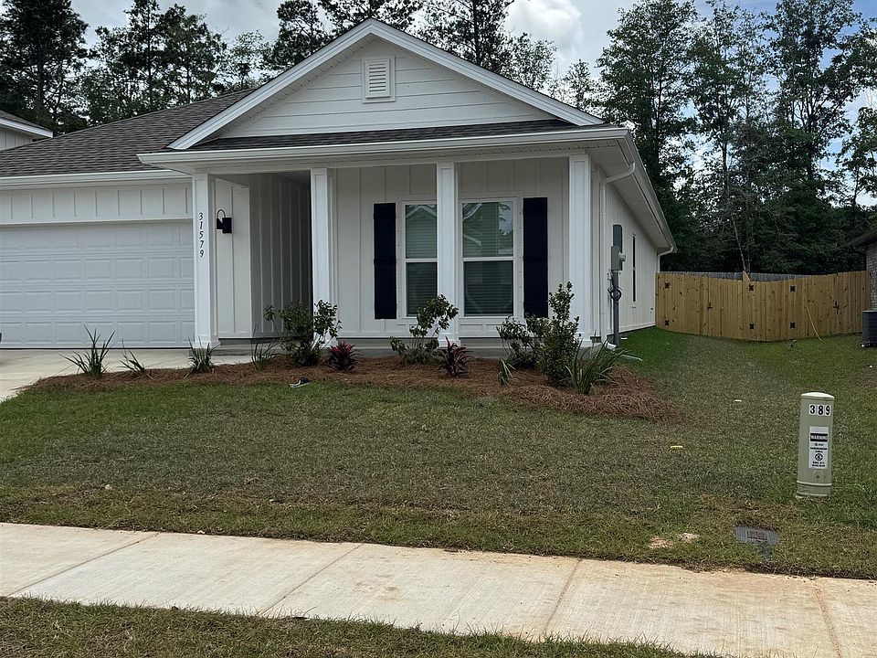 1st image of 31579 Lyon Rd