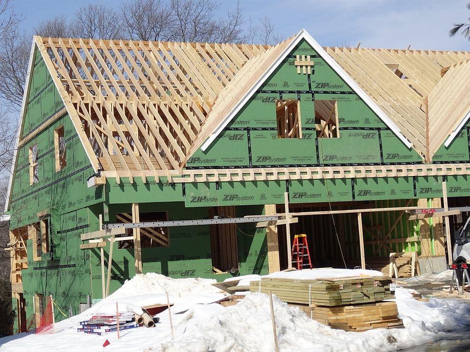 2nd image of 150 Johnson Woods Dr #150