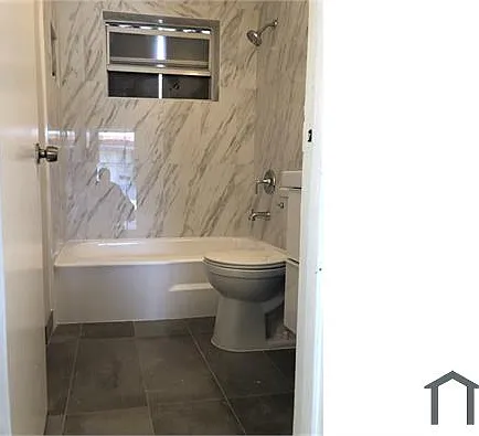 3 bed, 850 sqft, $2,100 — Photo 3