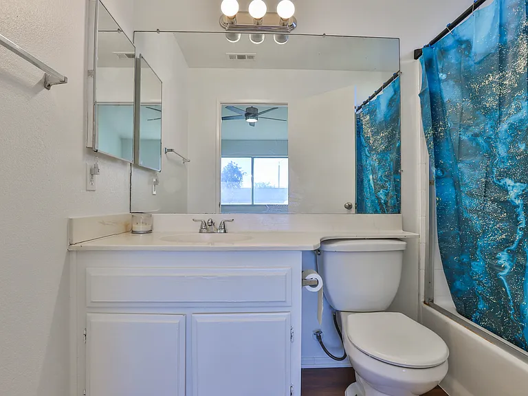 6300 Vonnie Ct — Photo 30