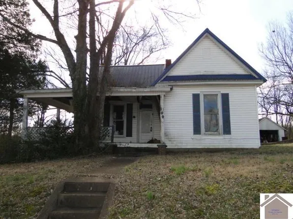 109 W 14th St, Benton, KY 42025