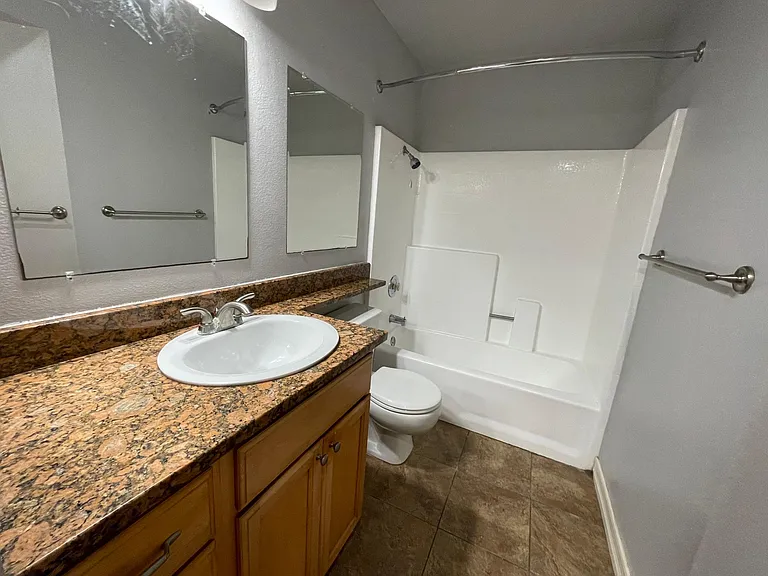 15263 Maturin Dr #10 — Photo 15