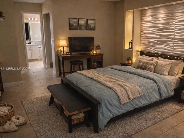 2963 Genoa Pl #B, West Palm Beach, FL 33406