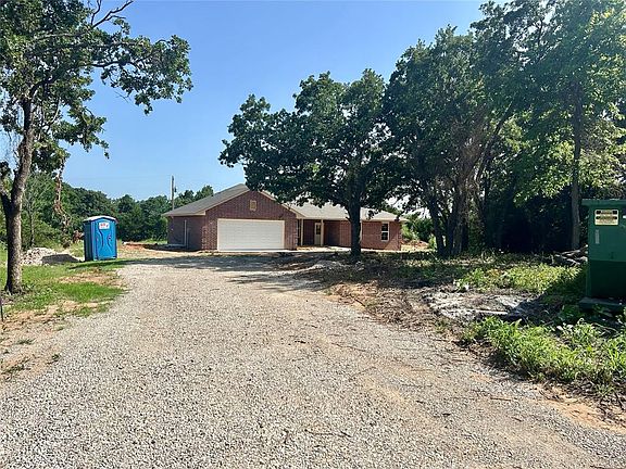 2nd image of 2465 Gina Ct