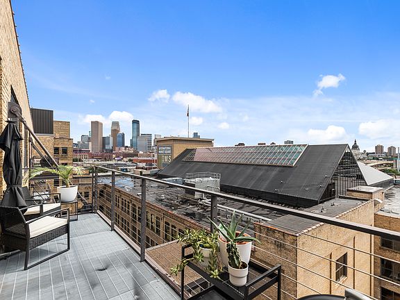 5th image of 290 Market St Unit 815
