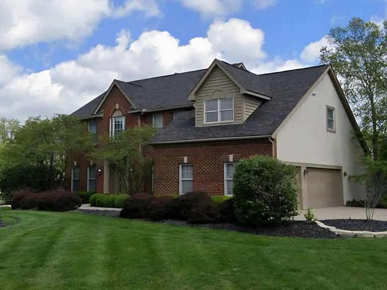 1954 Parklawn Dr — Photo 1