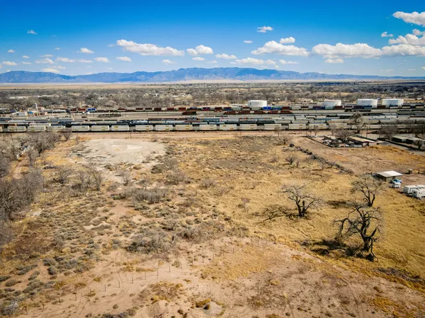1st St, Belen, NM 87002
