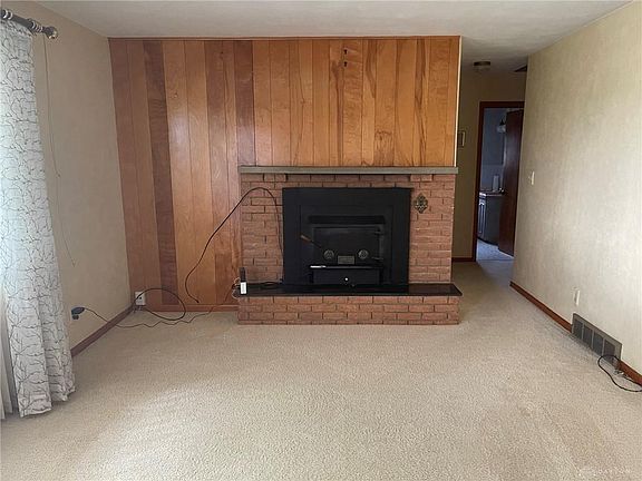 4th image of 639 E Cottage Ave