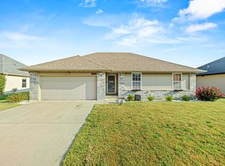 4335 W La Casa St, Springfield, MO 65802