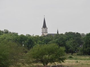 S Knezek Rd, Flatonia, TX 78941