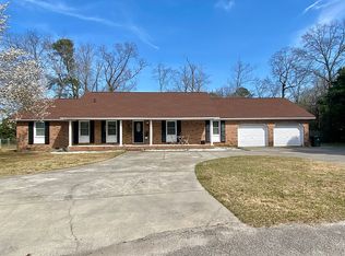 121 Menscer Dr, West Columbia, SC 29169