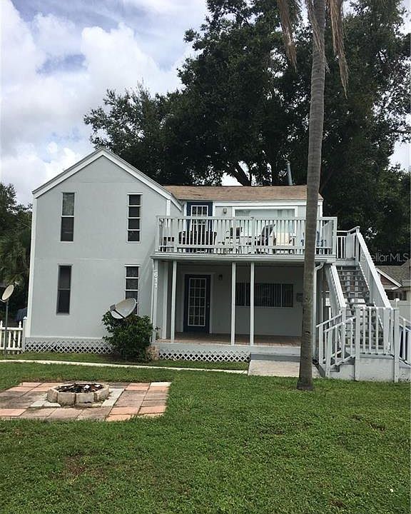 1st image of 611 9th Ave N