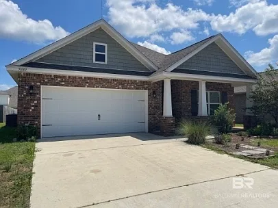 3 bed, 2.0 bath, 1739 sqft, $2,000 — Photo 1
