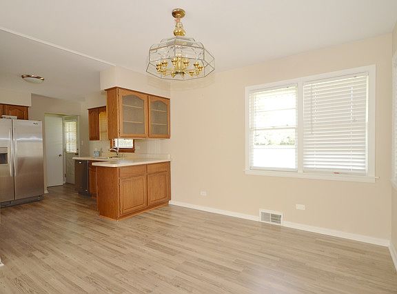 4th image of 16119 W Woodbine Cir