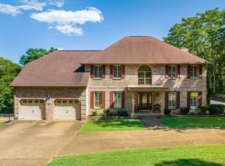 6370 Fairview Rd, Hixson, TN 37343
