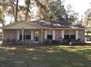 134 Myrtle Ln, Onalaska, TX 77360