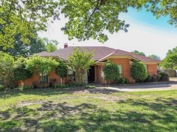 1500 Hillcrest Dr, Jonesboro, AR 72401