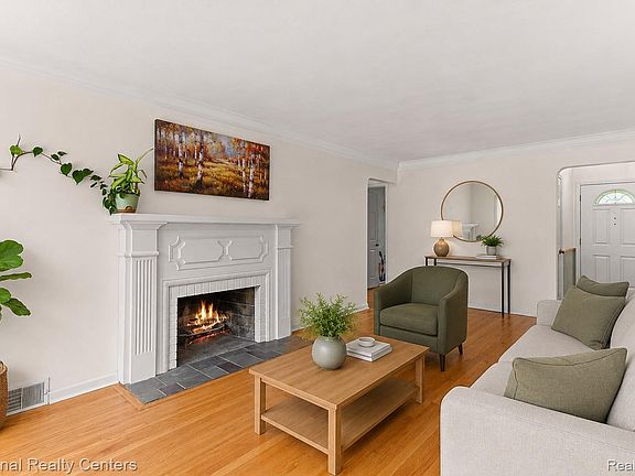 4th image of 31890 Dohany Dr
