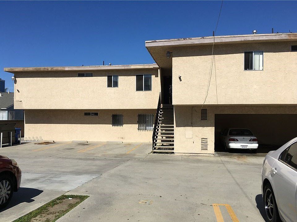2nd image of 1632 W 218th St #2