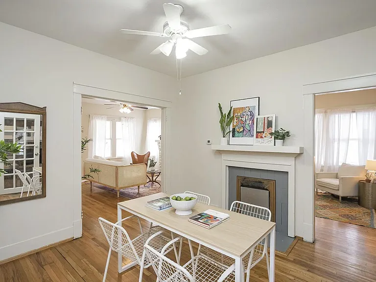 327 Vivelle Ave #A — Photo 5