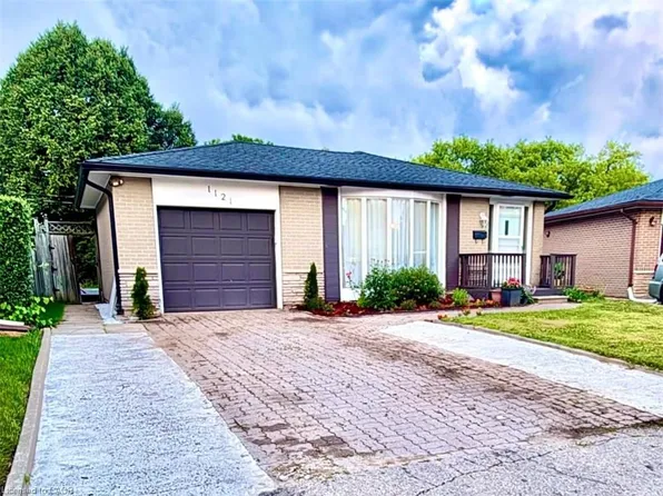 1121 Valentine Dr, Cambridge, ON N3H 2N9