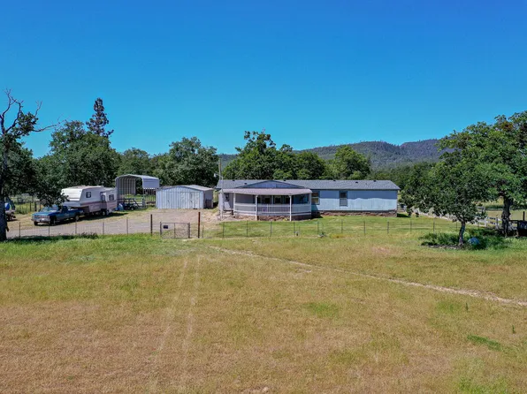 15445 Antioch Rd, White City, OR 97503