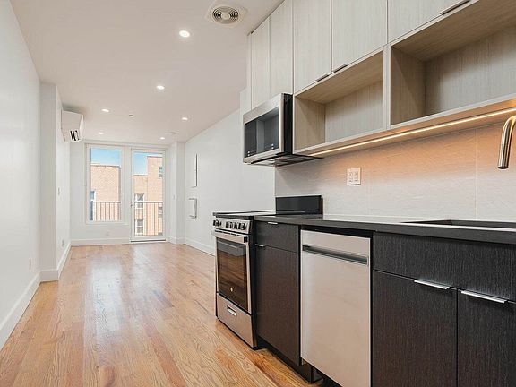 2nd image of 375 Lefferts Ave #6T