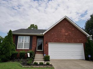 1820 Rory Cv, La Vergne, TN 37086