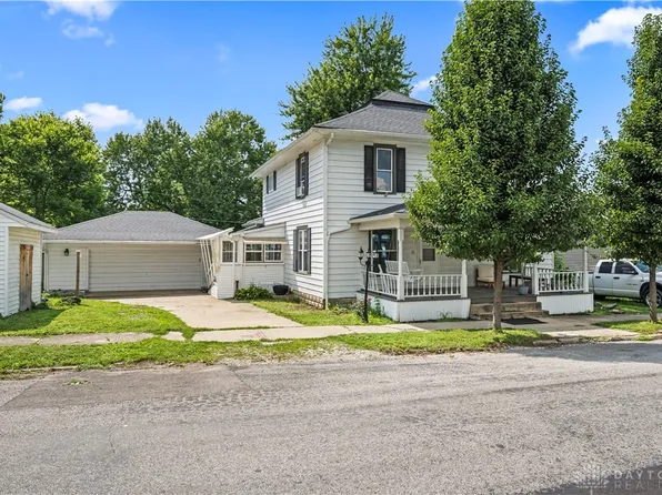 11 N Main St, Christiansburg, OH 45389