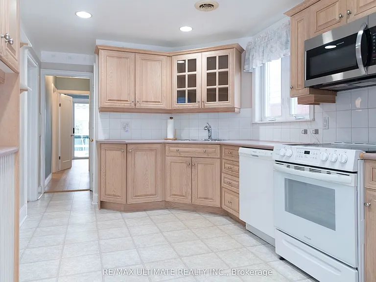 7 Joanith Dr — Photo 1