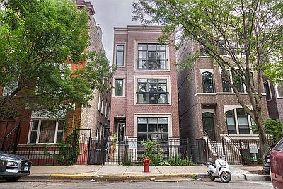 1st image of 1524 W Walton St #3