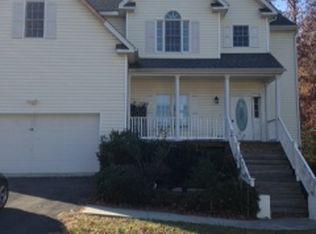 6601 Arbor Meadows Dr, Chester, VA 23831