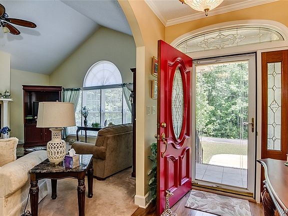 5th image of 15311 Lake Sara Dr