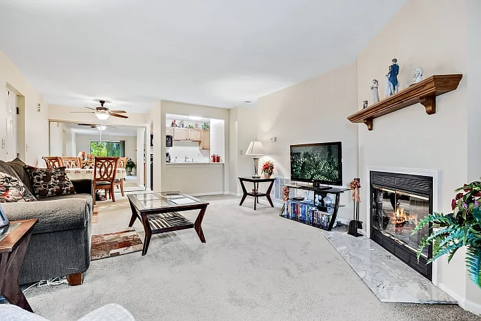Fox Grove Apartments, LLC — Photo 12