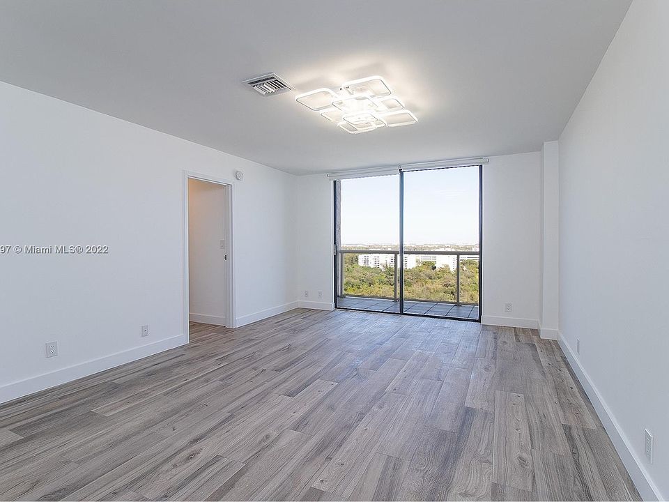 13499 Biscayne Blvd PENTHOUSE 1701, North Miami, FL 33181 | Zillow