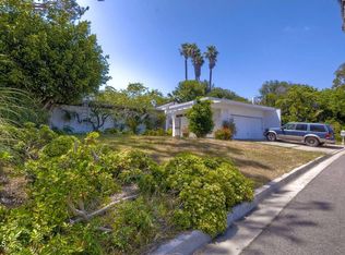 2057 Playa Rd, Carlsbad, CA 92009