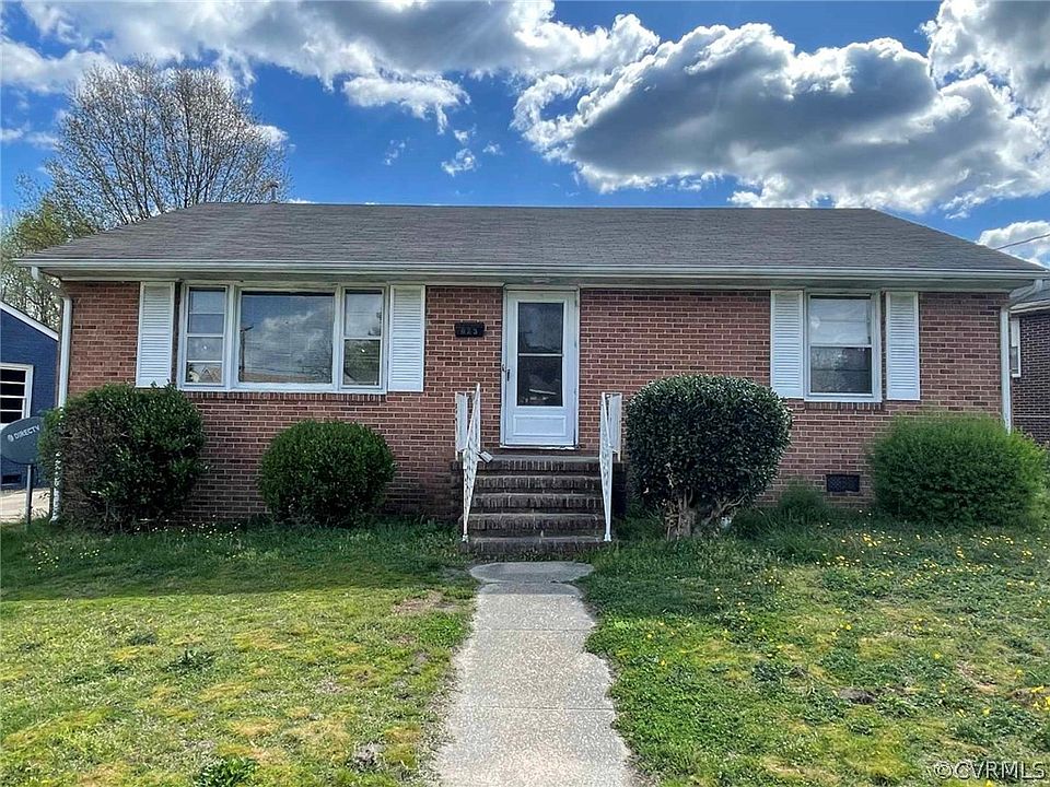 1st image of 823 Augusta Ave