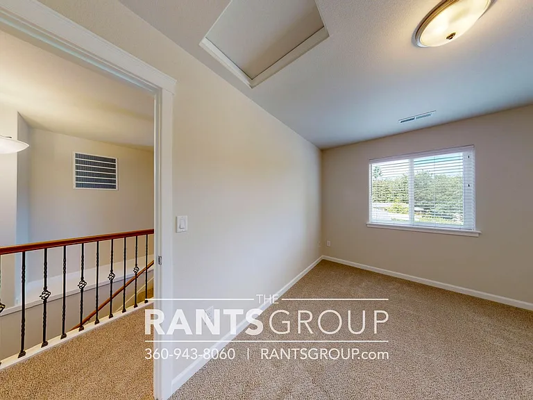 5212 Marian Dr NE — Photo 27