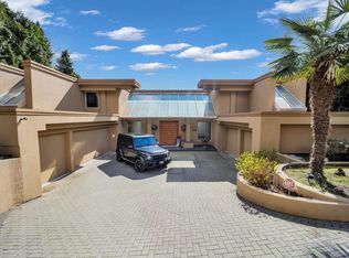 848 Eyremount Dr, West Vancouver, BC V7S2A9