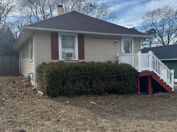 20 Mount Clement Ave, Pine Hill, NJ 08021