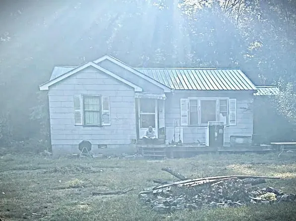 110 Manners Rd, Dover, TN 37058