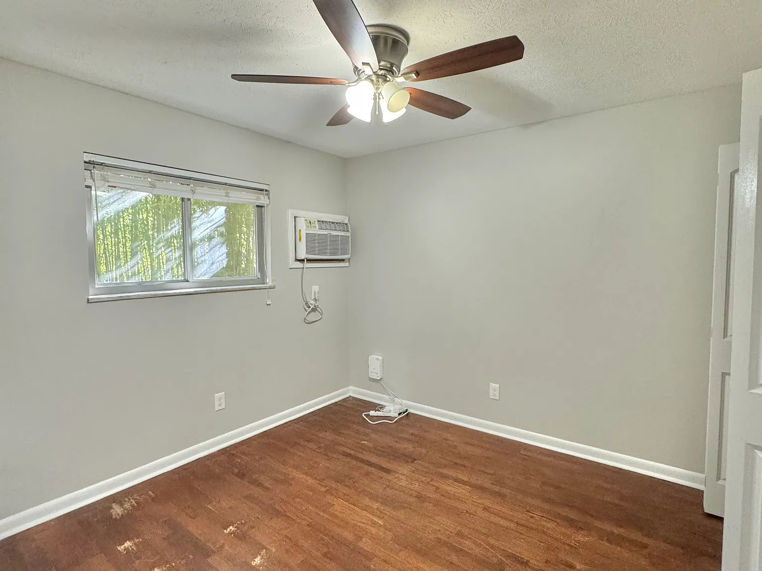 1 bed, 450 sqft, $895 — Photo 4