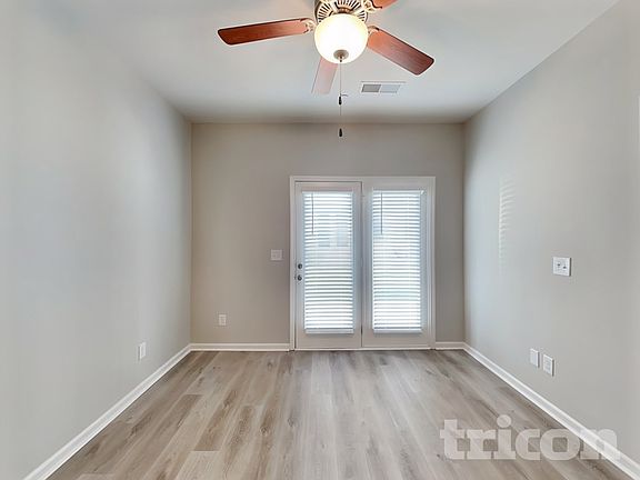 2nd image of 302 Woodfern Ct