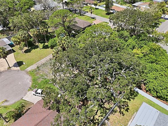 4th image of 4925 Amherst Ct Lot 10