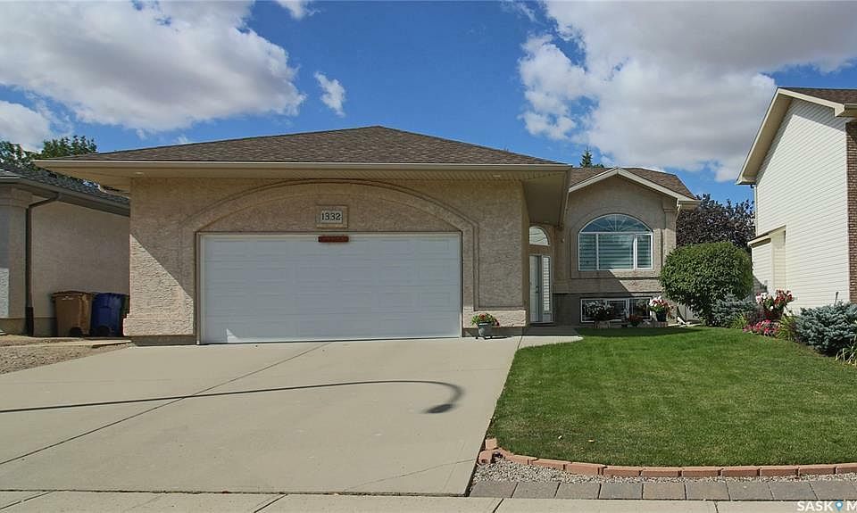 1st image of 1332 N Smishek Dr