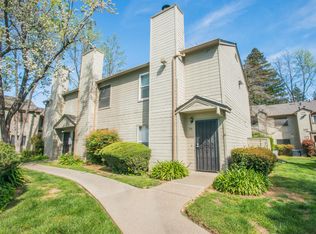9141 Newhall Dr APT 60, Sacramento, CA 95826